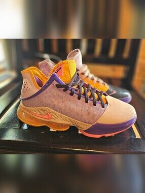 Nike LeBron 19 Low 'Mismatch Mens 9.5